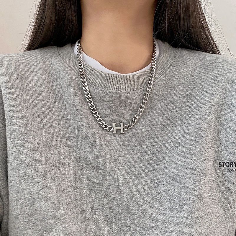 vòng cổ Thép Titan Mặt Chữ H Phong Cách Hip Hop Âu Mỹ