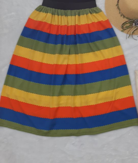 Chân váy 7 sắc cầu vồng