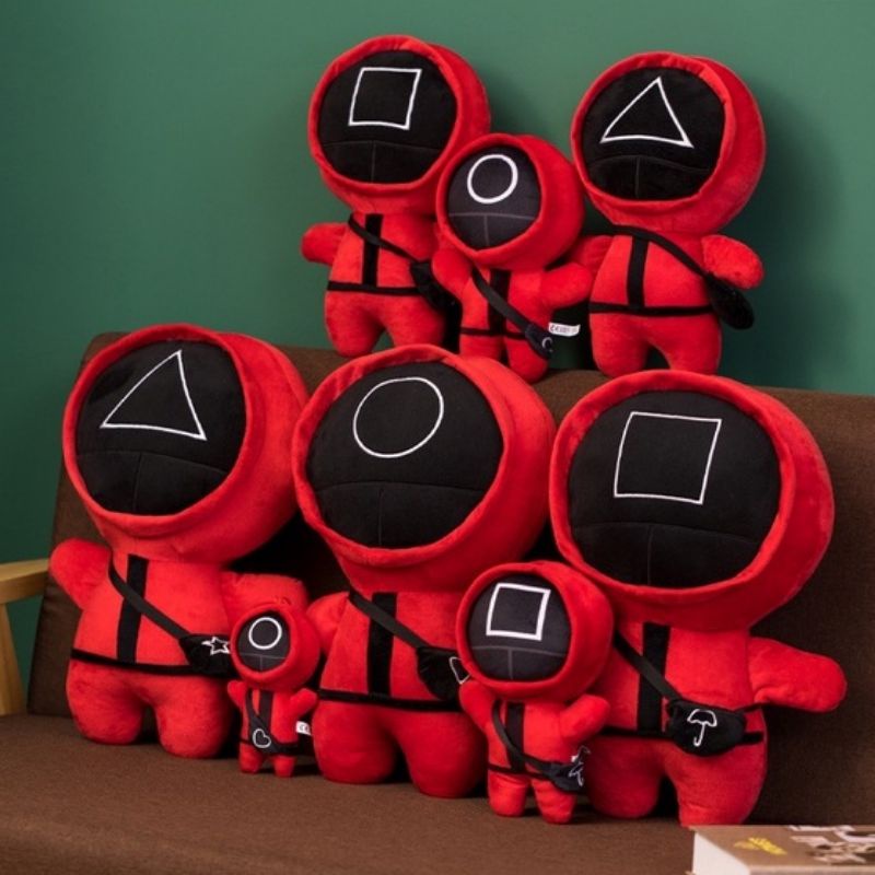 Gấu bông lính gác trong Trò chơi con mực- Squid Game 3 mặt vuông tròn tam giác đủ size loại 1