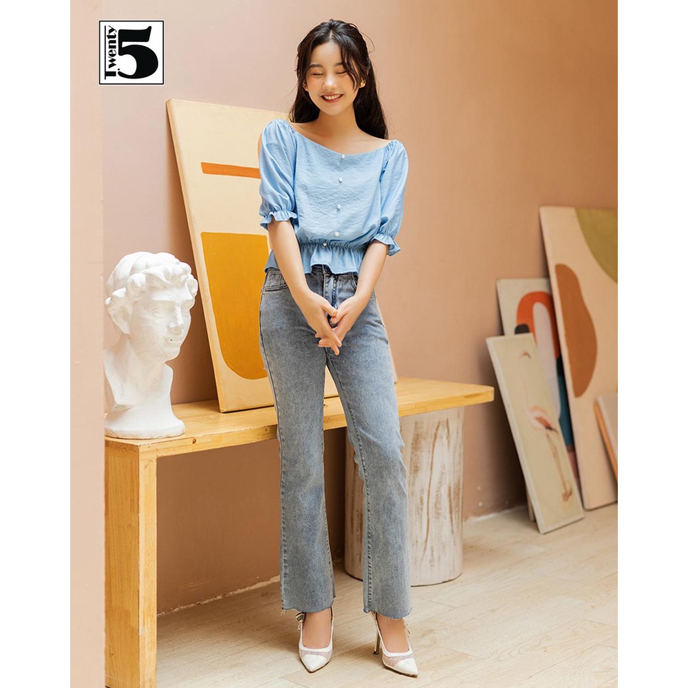 Áo sơ mi nữ cổ thuyền rộng dáng lửng chun vai nhún eo vải đũi nhăn Twentyfive TA18