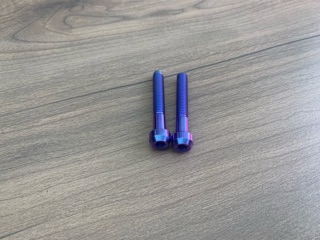 Gù trung Carbon fiber (cặp)
