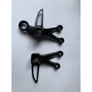 Pat gác chân sau phải - trái Satria Raider