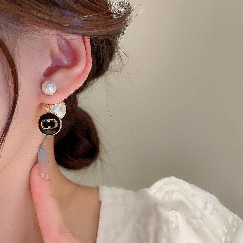 Bông Tai VANES1 Họa Tiết Chữ C Phong Cách Cổ Điển Dành Cho Nữ