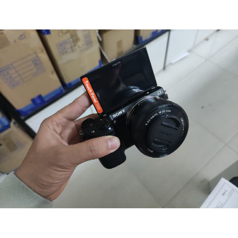 Máy ảnh Sony alpha Nex5T-5R kèm ống kính 16-50mm đã qua sử dụng