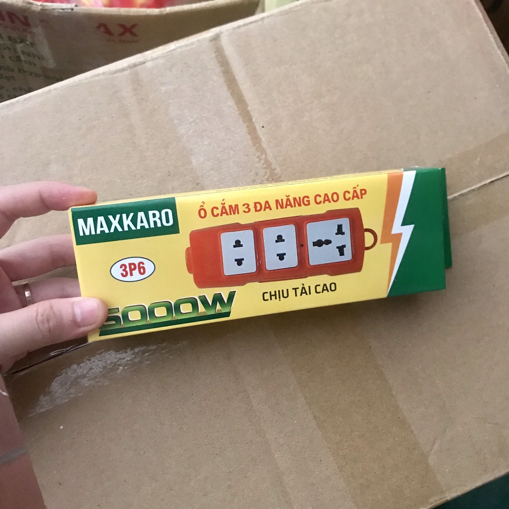 Ổ Cắm Điện Chịu Tải 6000W 4 Ổ Cắm Lõi Sứ Không Dây