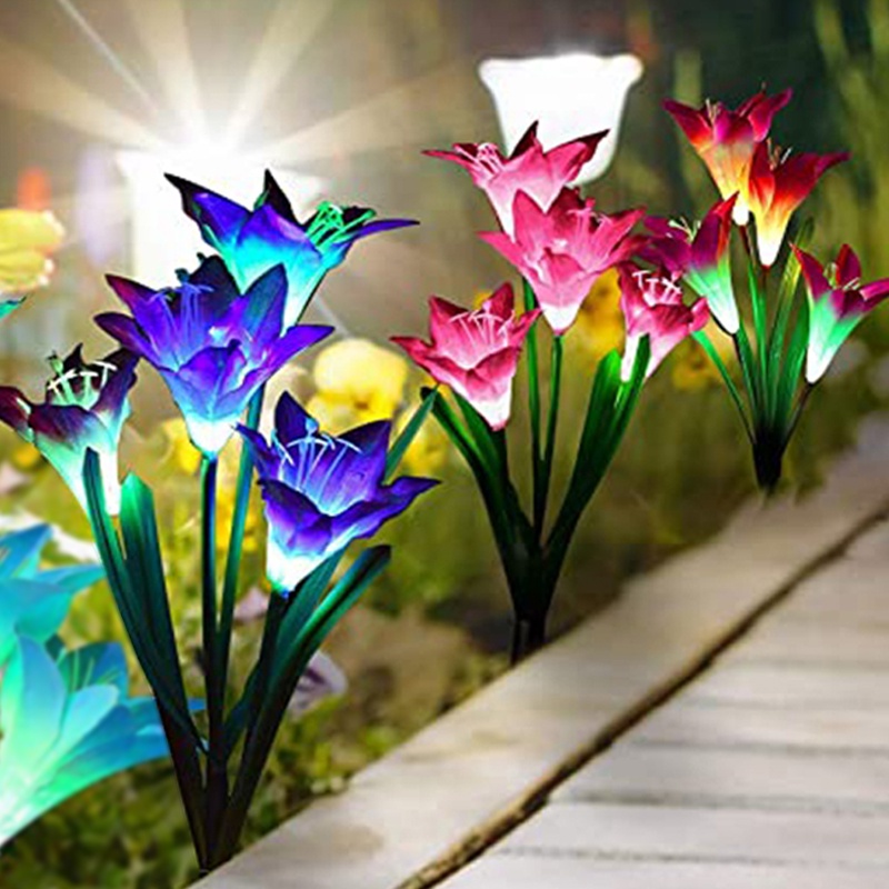 Đèn LED năng lượng mặt trời hình hoa hồng dùng trang trí sân vườn