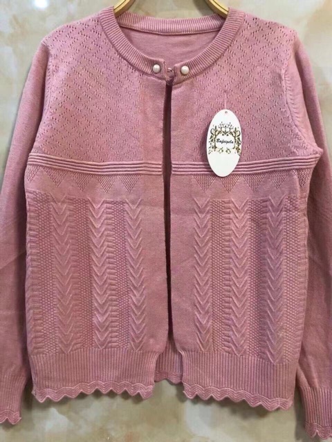 Áo len tuyết nút Ngọc