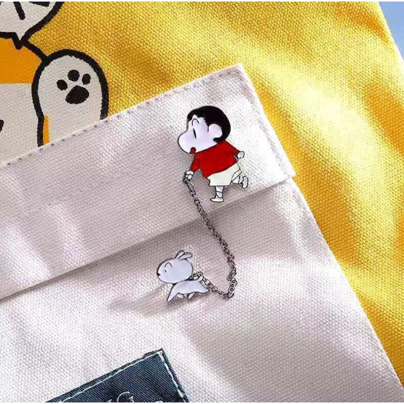 Huy Hiệu Cài Áo Hình Shin-Chan Dễ Thương