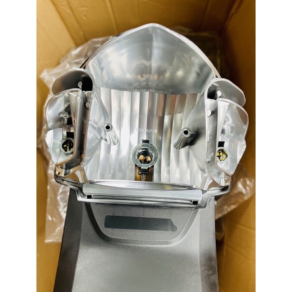 Chắn Bùn Sau Đuôi Bảng Số Choá Đèn Sau Honda Wave a 100 RS 100 Wave 50cc Chính Hãng
