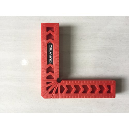 ke nhựa góc vuông