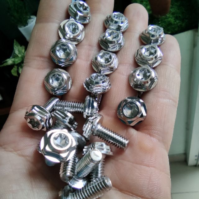 ốc inox CNC ngôi sao - 6li15 (m6x15) - 6li2 (m6x20)