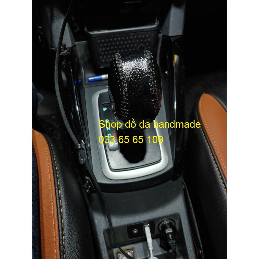 Bọc da cần số + phanh tay xe Ford Ecosport, Fiesta, Forcus  bằng da bò