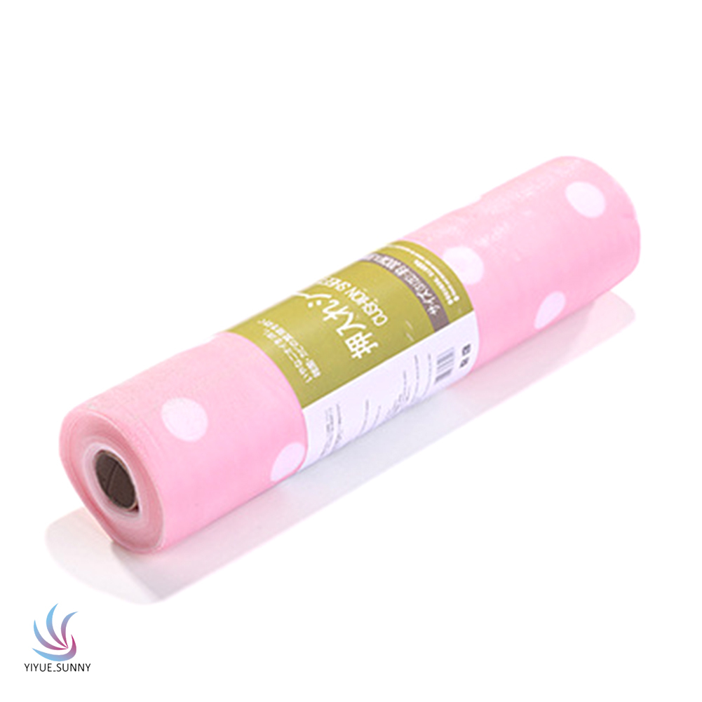 Cuộn thảm lót ngăn tủ chống ẩm tiện dụng