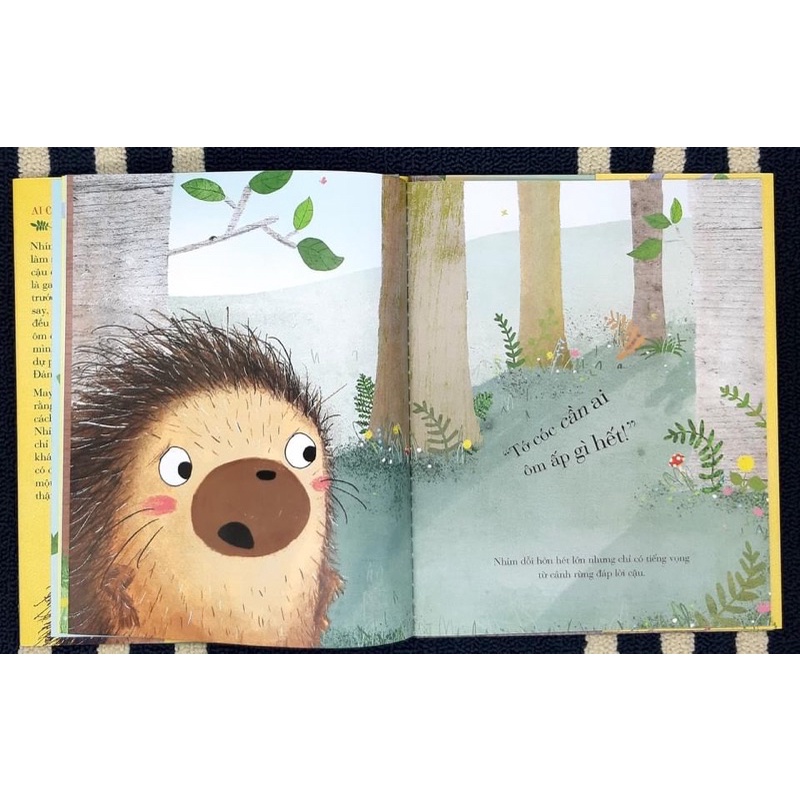 Sách - Ôm tớ một cái đi mà - Truyện thiếu nhi cho bé - Crabit Kidbooks