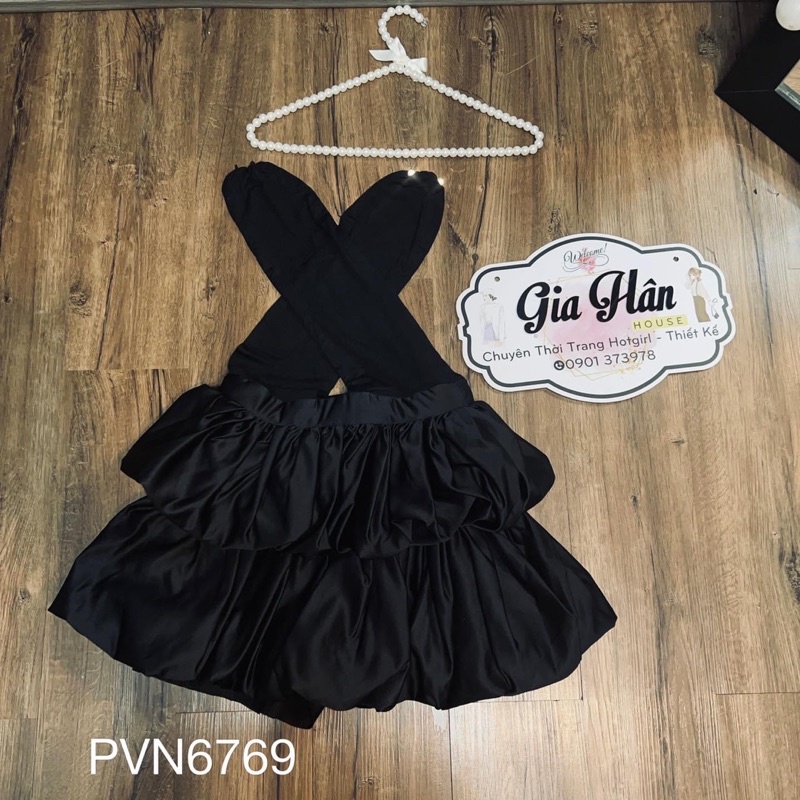 Đầm váy hở lưng form xoè đi tiệc đi chơi