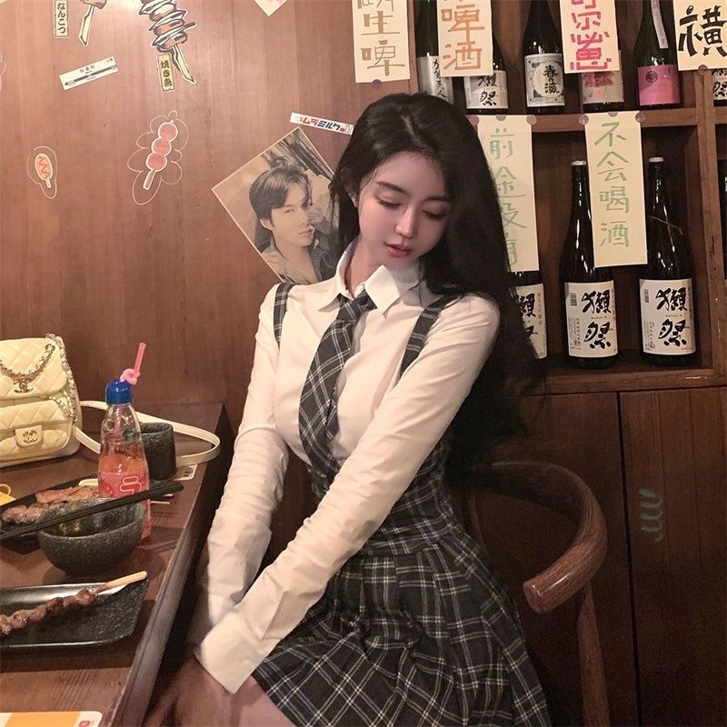 Set Áo Khoác Không Tay + Quần Short Lưng Cao Phong Cách Phương Tây Thời Trang Mùa Xuân Mới Cho Nữ