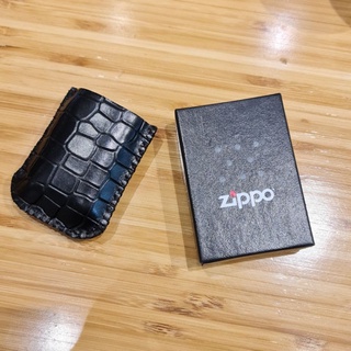 Bao da Zippo Bỏ Túi Handmade [Da bò sáp vân cá màu đen]