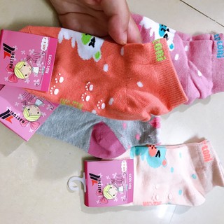 Tất cho bé từ 6-8 tuổi