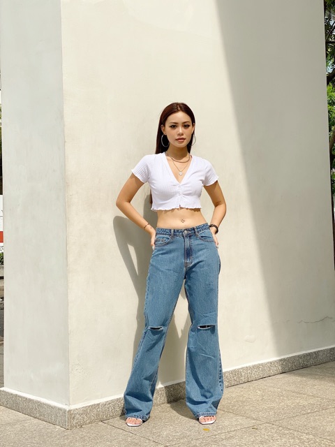 Áo croptop cuộn biên phối nút
