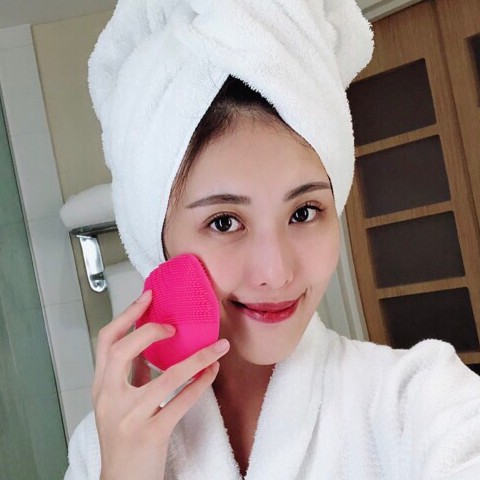 [BH 1 -  Đổi 1] Máy rửa mặt Sunmay Luxury - Red Pink | BigBuy360 - bigbuy360.vn