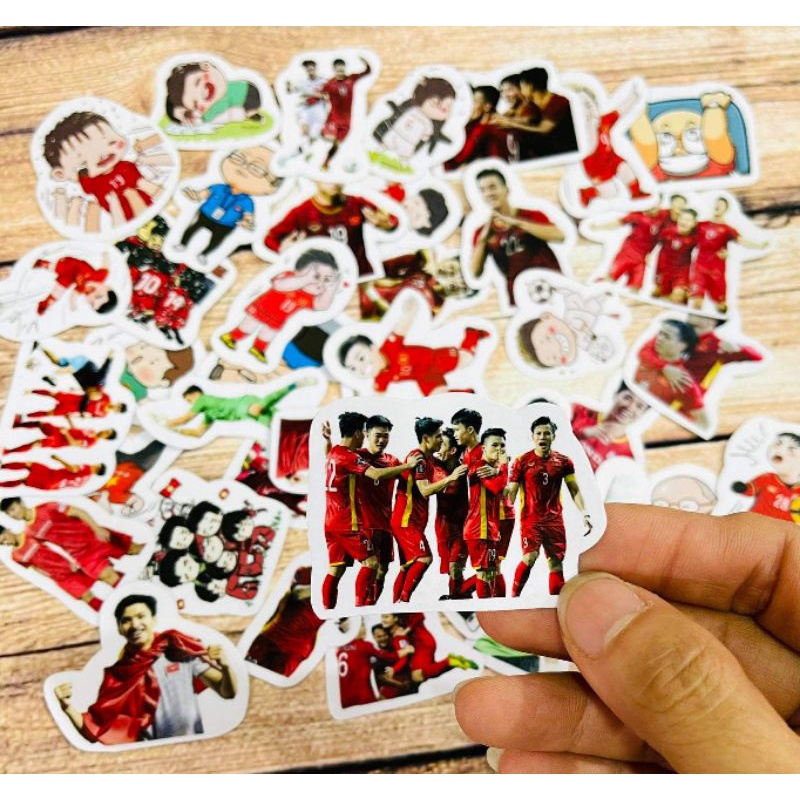 10-50 hình dán sticker Đội Tuyển Bóng Đá Việt Nam decal