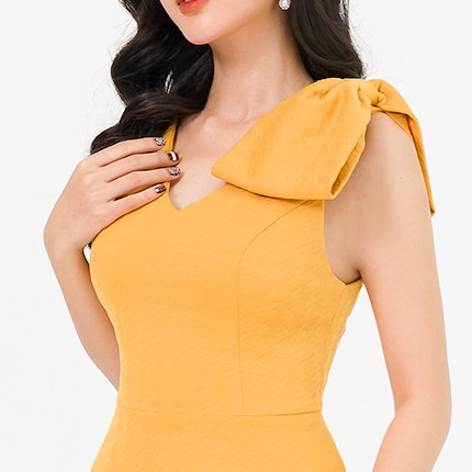 Đầm Dạ Hội SHE'S BACK Sát Nách Nơ Vai S63I20Q021