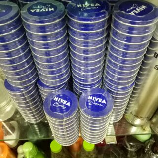 Kem trị nẻ Nivea