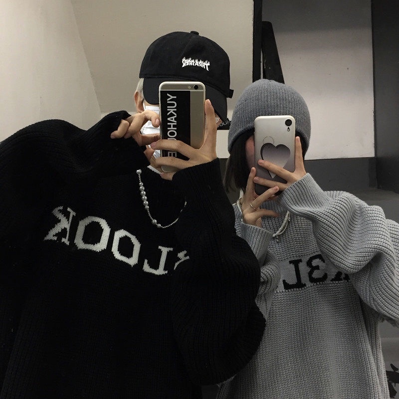 Sweater / Áo len thêu chữ