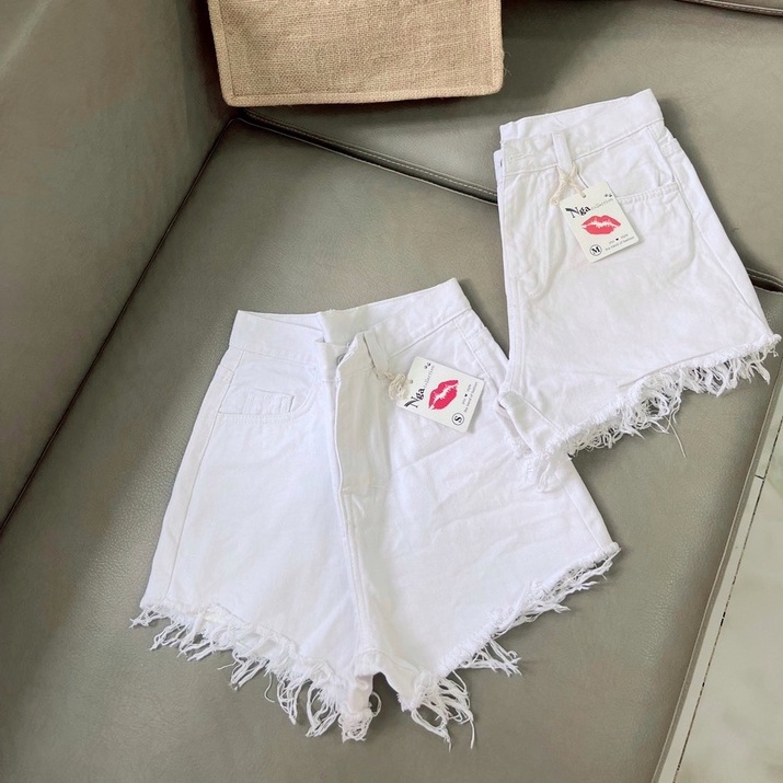 Quần shost jean nữ lưng cao lai rách hai bên