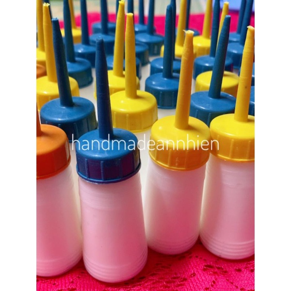 1 hủ keo sữa 30ml / Keo ATM - dùng để dán đồ gỗ, dán giấy, dán dây thừng, dán tường,…Có thể pha keo sữa với nước.