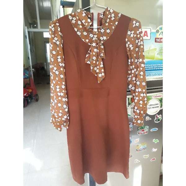váy liền kèm áo khoác