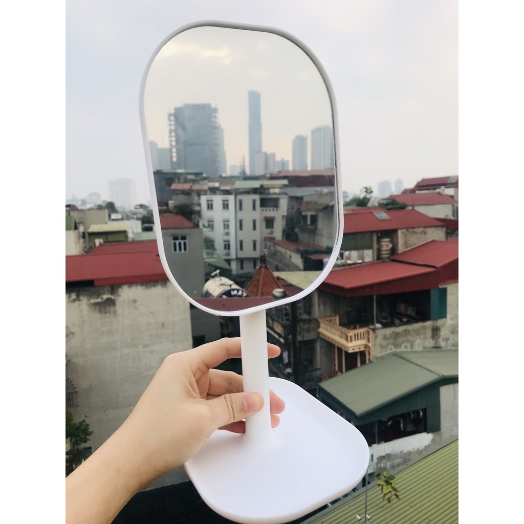 Bộ đôi xịt khoáng Hydro Mist Laneige 70ml và gương để bàn xinh xăn Stand Mirror Tray | BigBuy360 - bigbuy360.vn