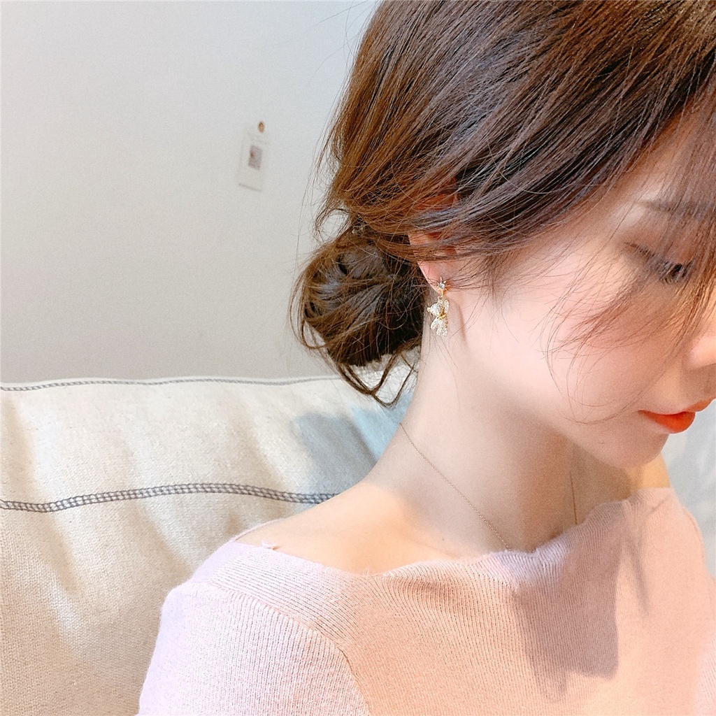 Khuyên Tai Chốt Bạc 925 Hình Gấu Và Ngôi Sao Đính Kim Cương Trắng Dễ Thương Đơn Giản Phong Cách Hàn Quốc Cho Nữ