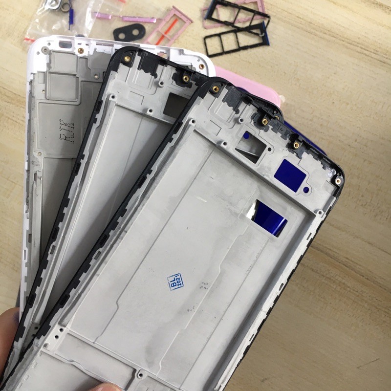 Combo Màn Hình + Bộ Vỏ Sườn ViVo V11i Zin Hàng Cao Cấp (Tặng keo dán màn hình B - 7000)