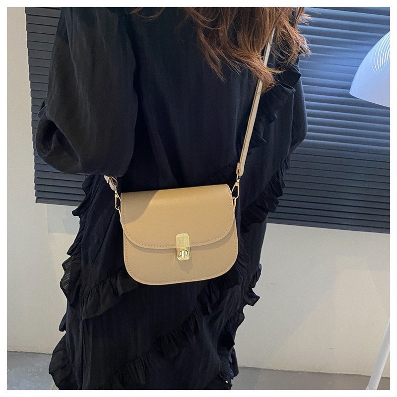 Túi Đeo Chéo Nhỏ Màu Trơn Phong Cách retro Mới 2022 Gylb1573