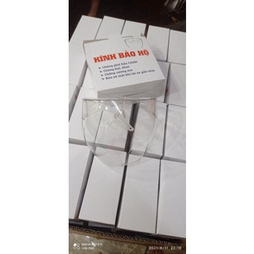 KÍNH BẢO HỘ CHỐNG TIA BẮN CHỐNG DỊCH. GIÁ TẠI XƯỞNG LOẠI DẦY CHUẨN K NHỨC MẮT | BigBuy360 - bigbuy360.vn