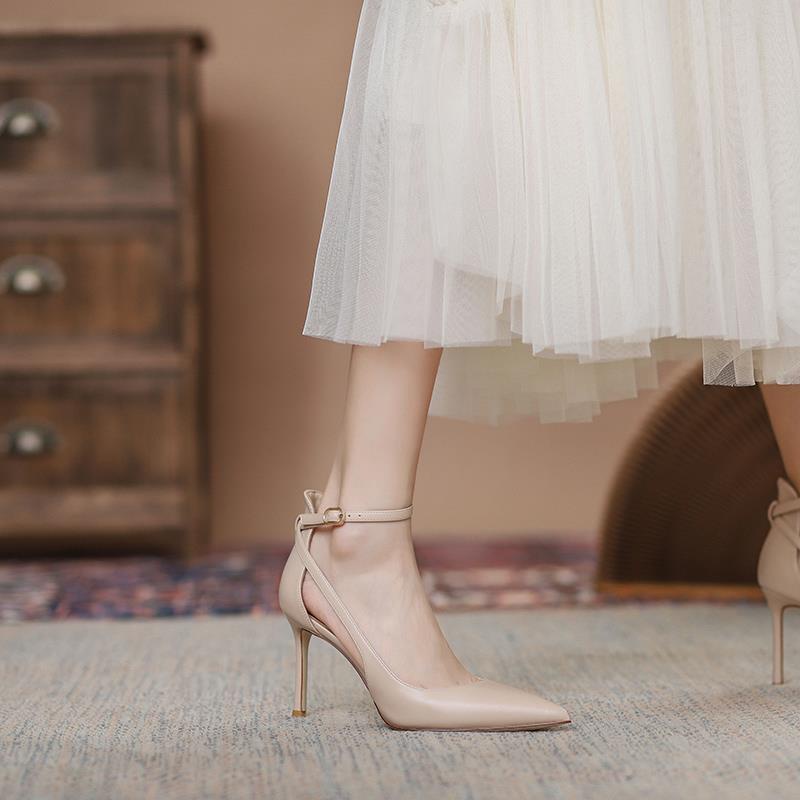 Giày Cao Gót Mũi Nhọn Màu khaki Có Khóa Gài Thời Trang Xuân Hè Mới Phổ Biến Dành Cho Bạn Nữ