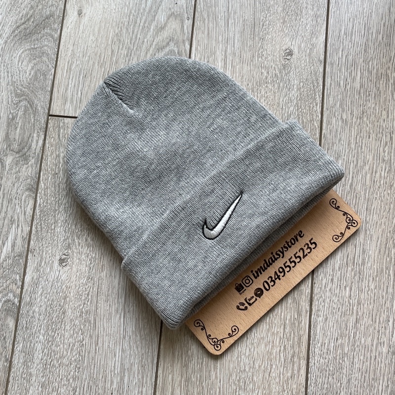 Mũ beanies len thêu logo Nike