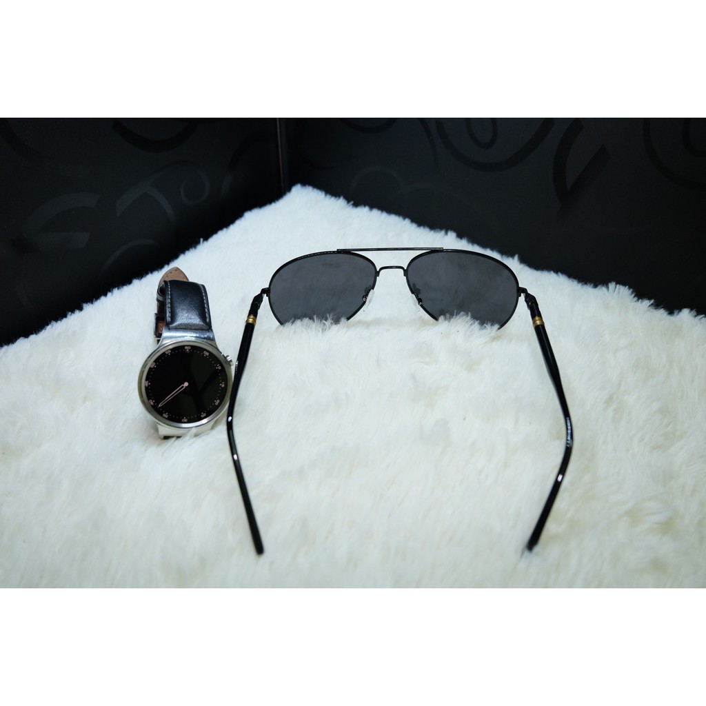 Kính nam thời trang gọng đen | BigBuy360 - bigbuy360.vn