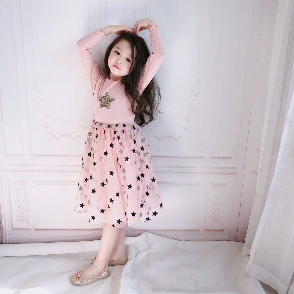 Váy bé  gái liền chân chất cotton hình sao lấp lánh
