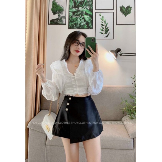 SET ÁO TRẮNG HOA NỔI VIỀN REN + CHÂN VÁY ĐEN ĐẮP PHỐI NÚT