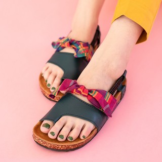 Sandal Đính Hạt Nhân Tạo Màu Xanh Lá Đậm Thời Trang