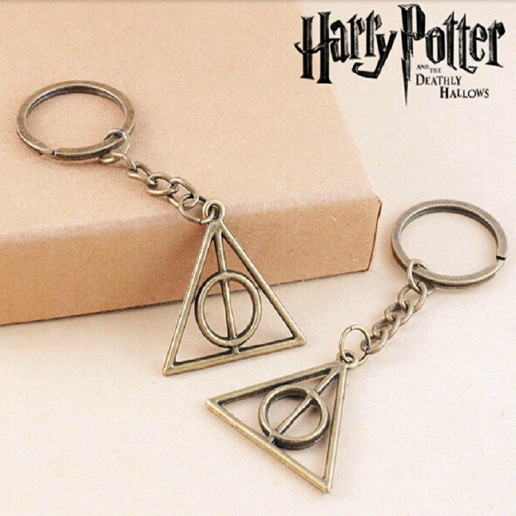 Móc khóa mặt hình tam giác phong cách Harry Potter và The Deathly Hallows Luna