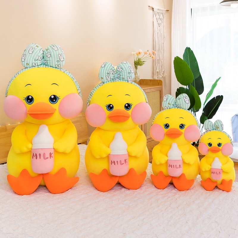 Gấu Bông Vịt Ôm Bình Sữa, Vịt Sữa Đeo Nơ Hàng Chuẩn Mịn Đẹp. Xưởng sỉ Gấu Bông mua lẻ giá sỉ