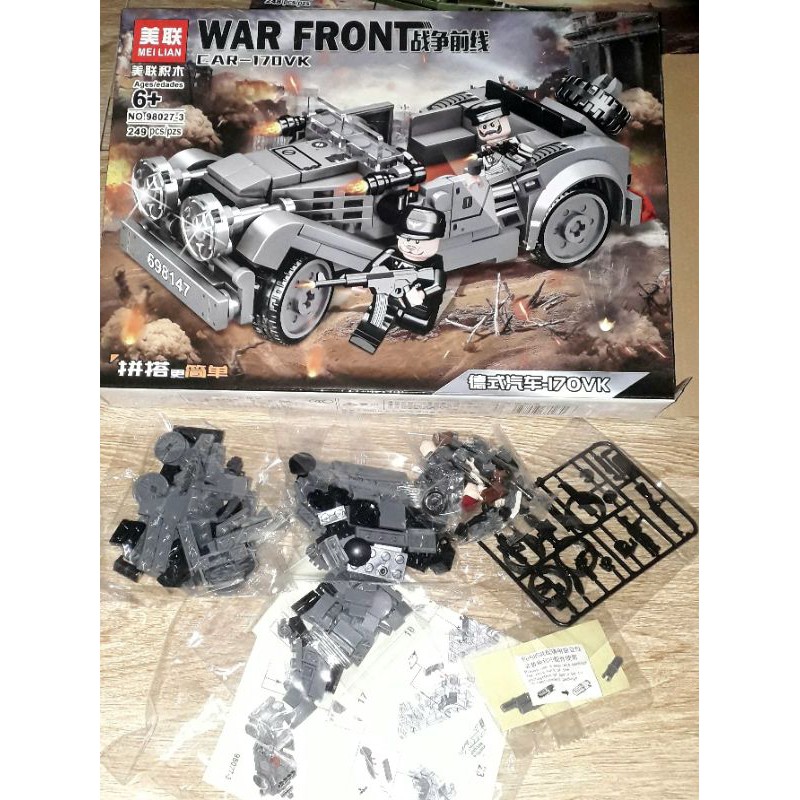 Lắp ráp 1 hộp Lego-War Xe Jeep 98027 có 248 chi tiết bằng nhựa rất đẹp