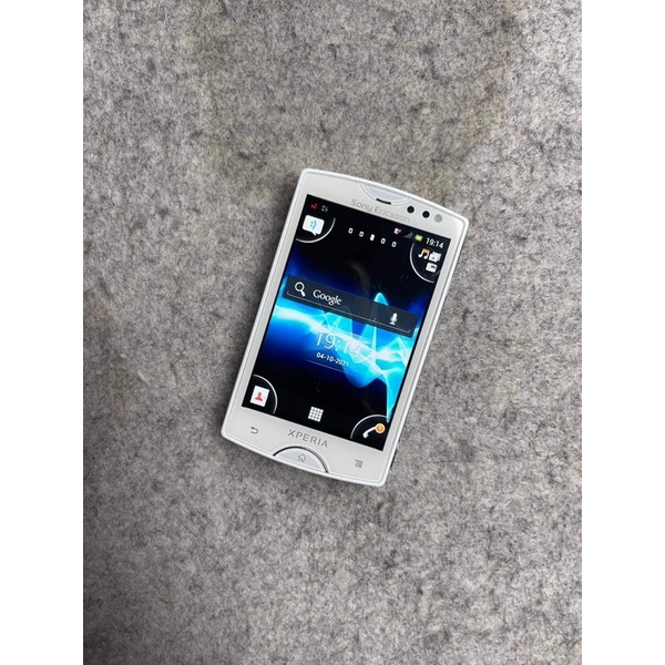 Điện thoại Sony Ericsson Xperia St15i Chính hãng