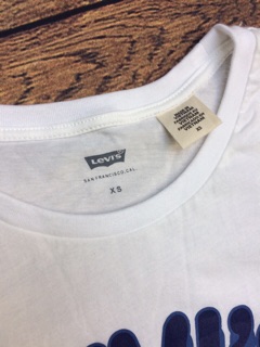 Áo levi’s xuất xịn