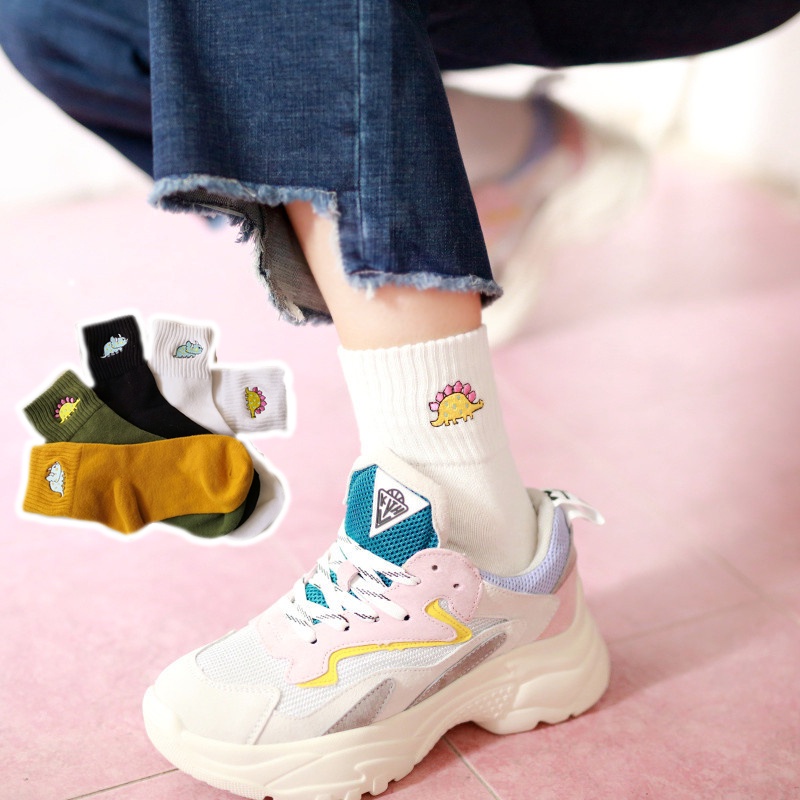 Cartoon Embroidery Cotton Crew Socks Women Cute Kawaii Dinosaur Animals Creative Design Long Female Socks Wholesale Women Socks