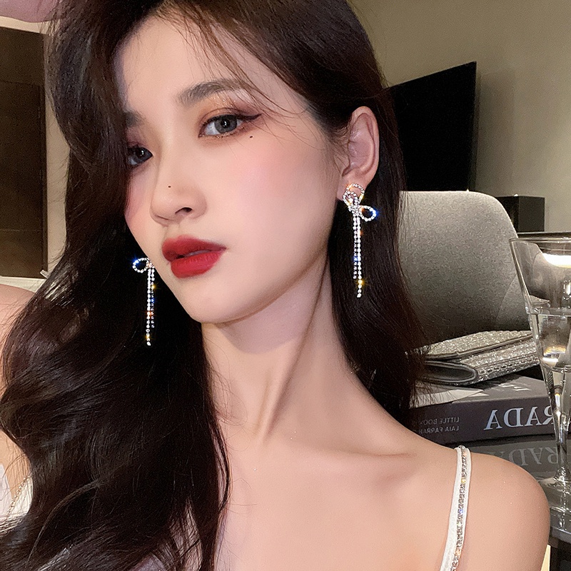 Đôi bông tai mạ bạc 925 hình nơ phối tua rua dài