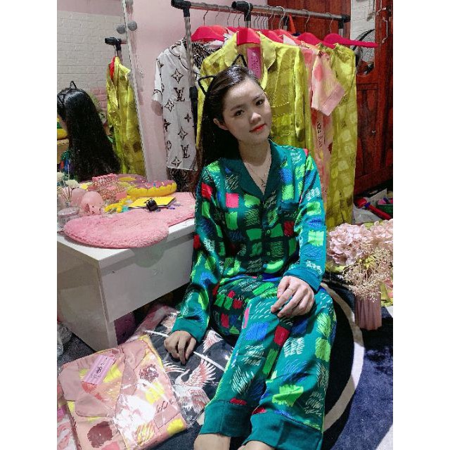Bộ Pijama tay dài lụa cao cấp